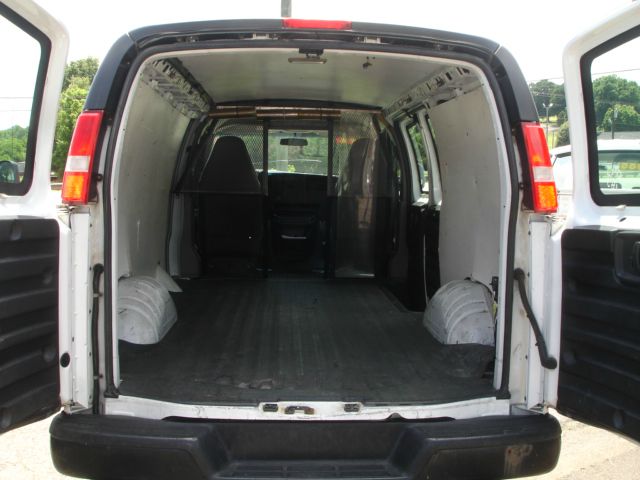 Chevrolet Express 2004 photo 13