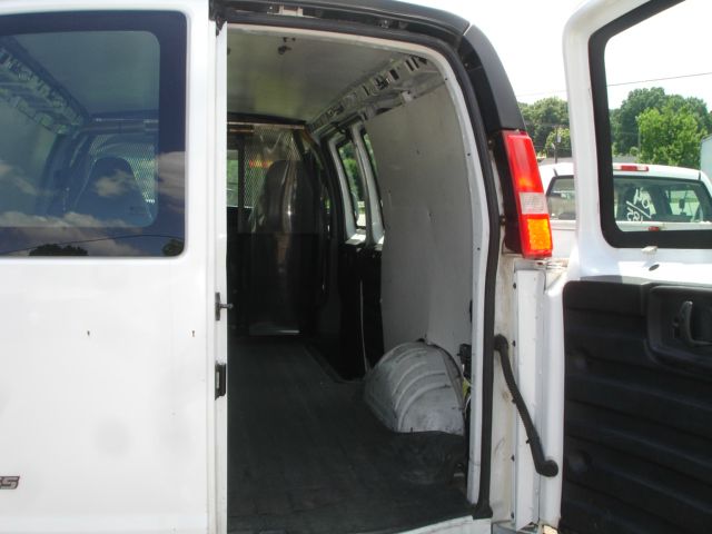 Chevrolet Express 2004 photo 9