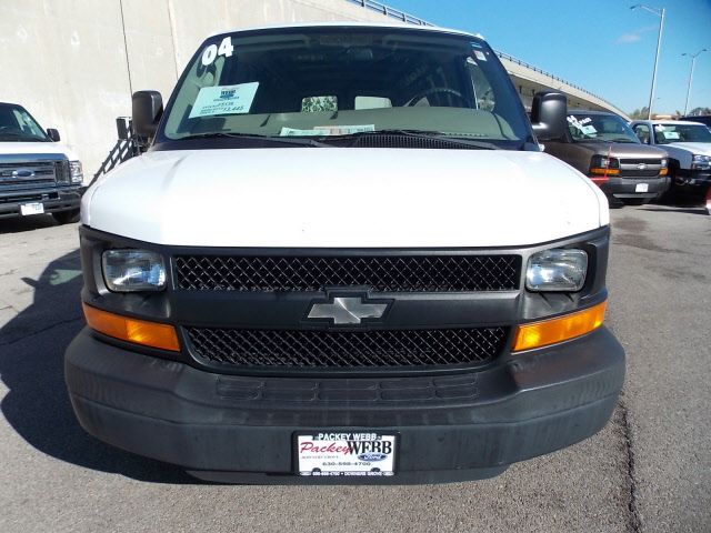 Chevrolet Express 2004 photo 2