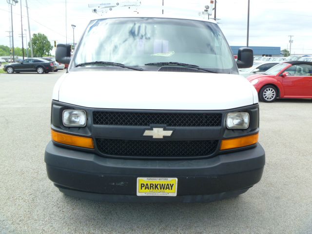 Chevrolet Express 2004 photo 17