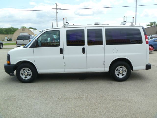 Chevrolet Express 2004 photo 18