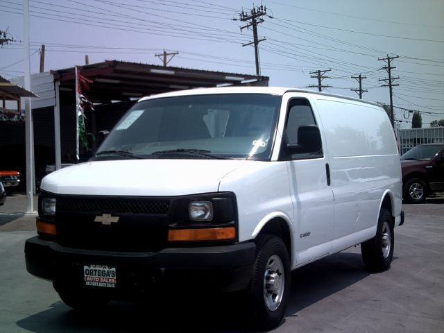 Chevrolet Express Coupe 4D Passenger Van