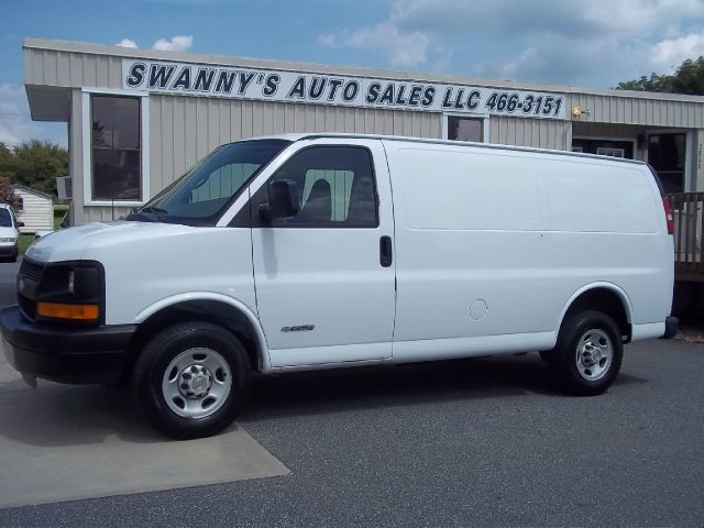 Chevrolet Express Coupe 4D Passenger Van