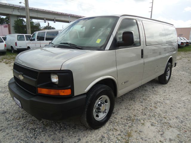 Chevrolet Express 2005 photo 3