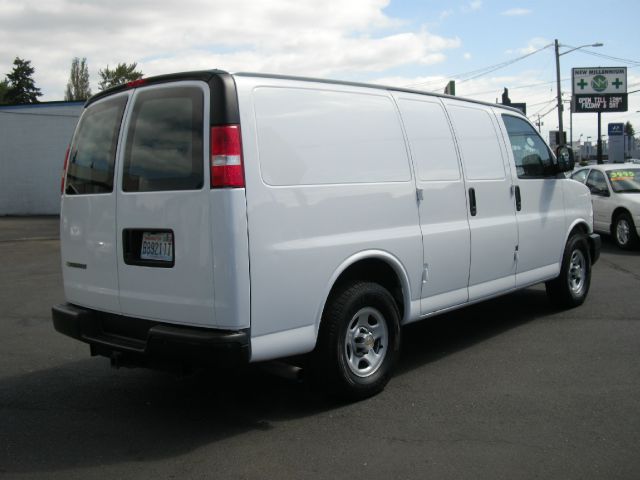 Chevrolet Express 2005 photo 1