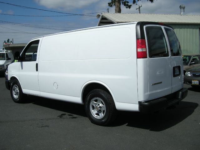 Chevrolet Express 2005 photo 3