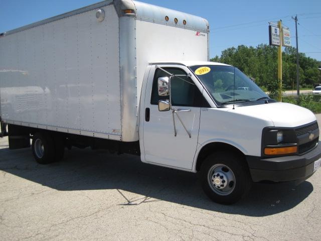 Chevrolet Express 2005 photo 2