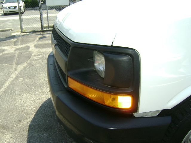 Chevrolet Express 2005 photo 14