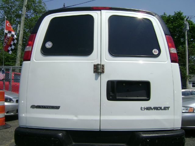 Chevrolet Express 2005 photo 27