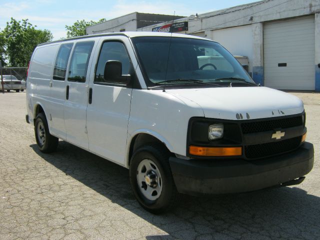 Chevrolet Express 2005 photo 3