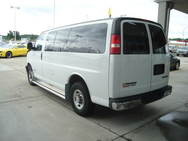 Chevrolet Express 2005 photo 10