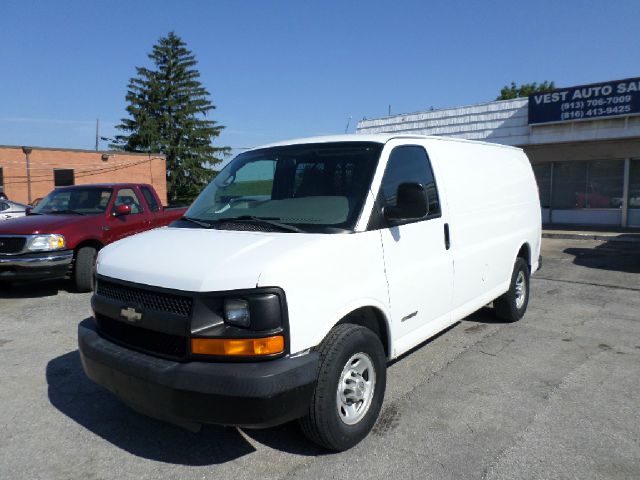 Chevrolet Express Coupe 4D Passenger Van