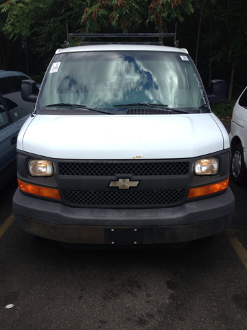 Chevrolet Express 2005 photo 2