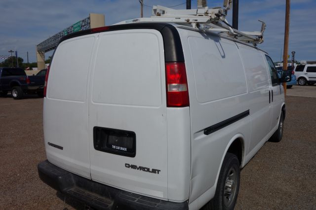 Chevrolet Express 2005 photo 2