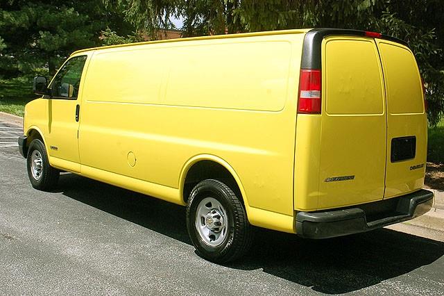 Chevrolet Express 2005 photo 2