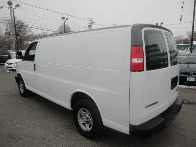 Chevrolet Express 2006 photo 2