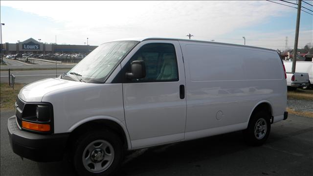 Chevrolet Express 2006 photo 2