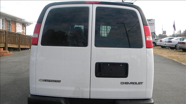 Chevrolet Express 2006 photo 1