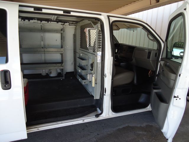 Chevrolet Express 2006 photo 18