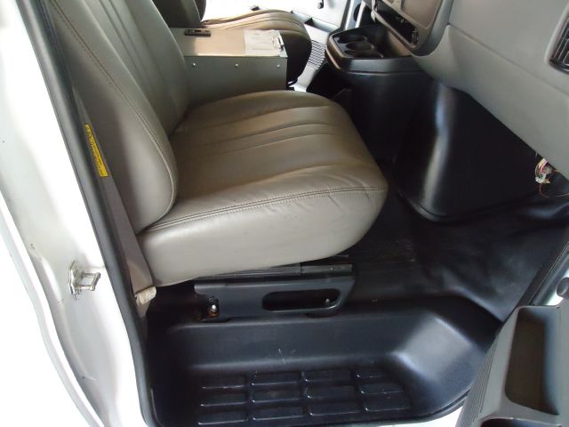 Chevrolet Express 2006 photo 25