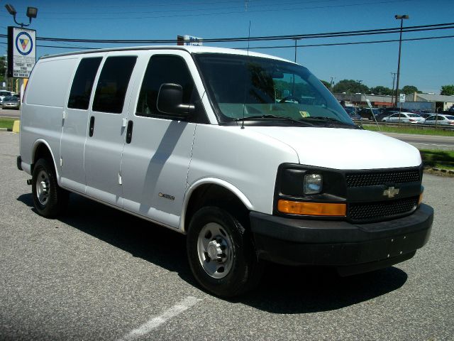 Chevrolet Express 2006 photo 2