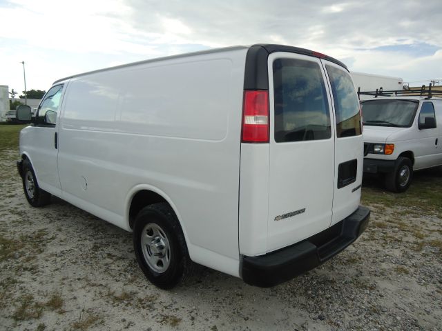 Chevrolet Express 2006 photo 2