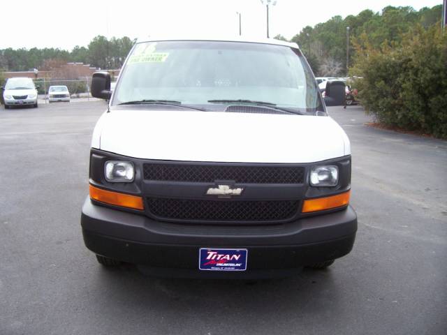 Chevrolet Express 2006 photo 2