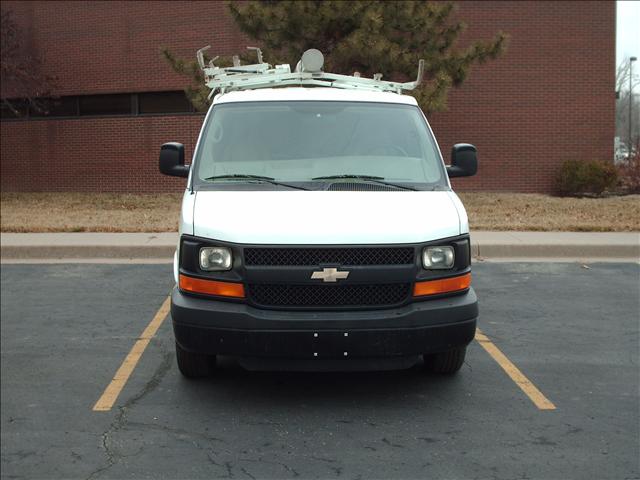 Chevrolet Express 2006 photo 2