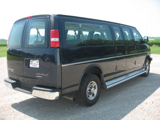 Chevrolet Express 2006 photo 2