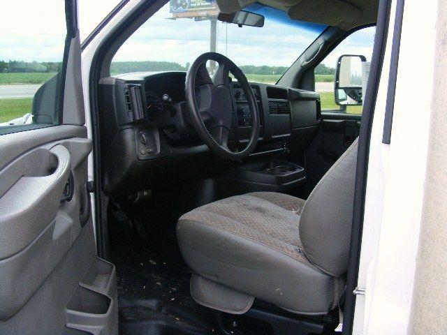 Chevrolet Express 2006 photo 2