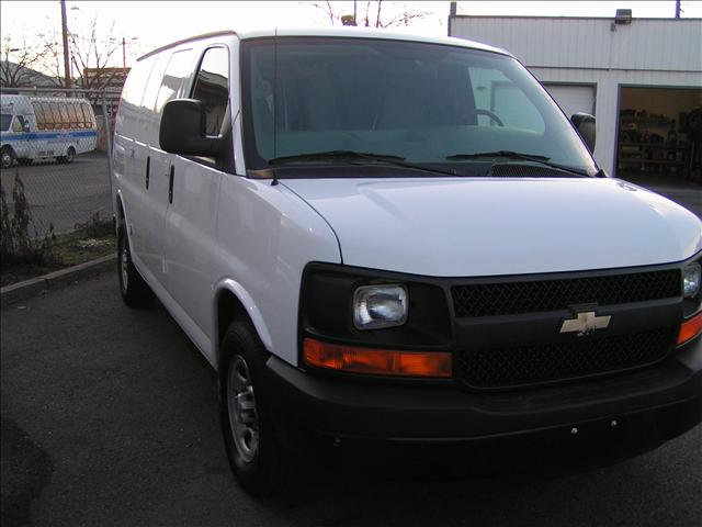 Chevrolet Express 2006 photo 2