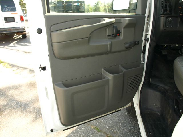 Chevrolet Express 2006 photo 14