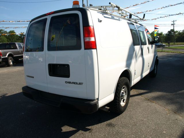 Chevrolet Express 2006 photo 18