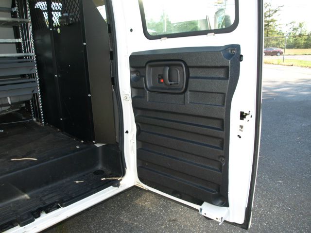 Chevrolet Express 2006 photo 21