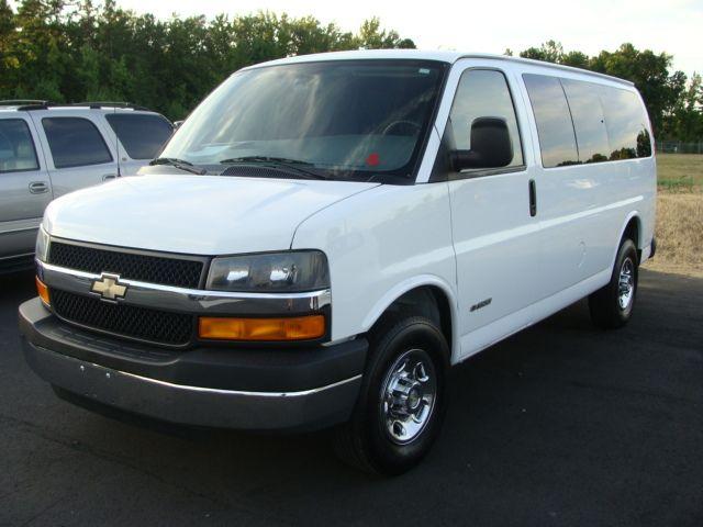 Chevrolet Express 2006 photo 2