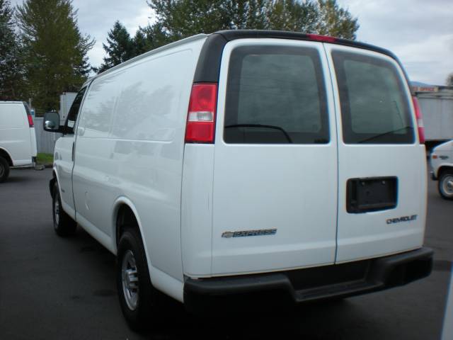 Chevrolet Express 2006 photo 2