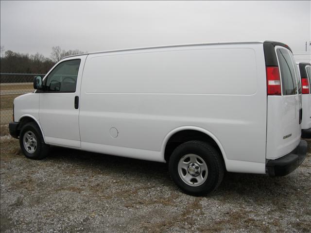 Chevrolet Express 2006 photo 3