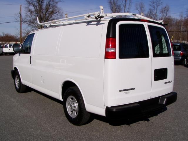 Chevrolet Express 2006 photo 2