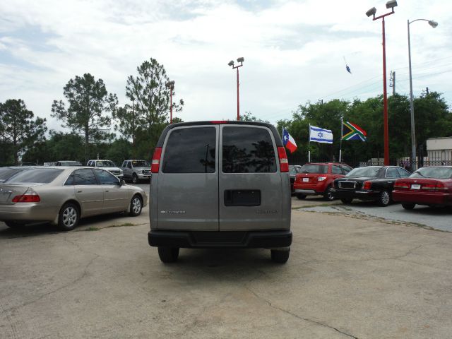 Chevrolet Express 2006 photo 1