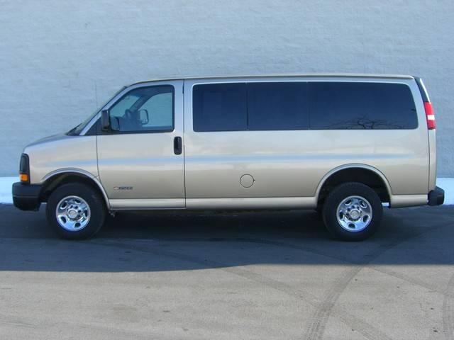 Chevrolet Express 2006 photo 2