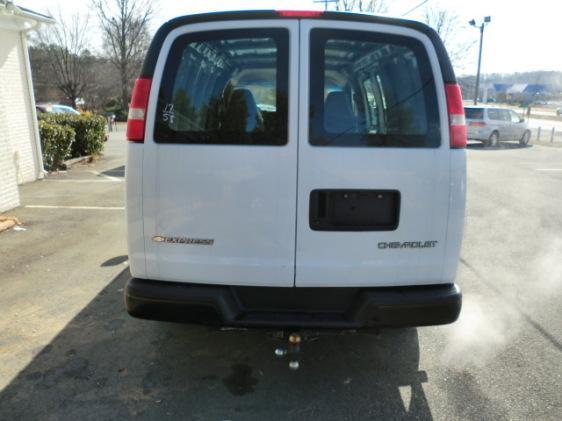 Chevrolet Express 2006 photo 2