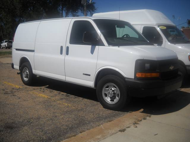 Chevrolet Express 2006 photo 2