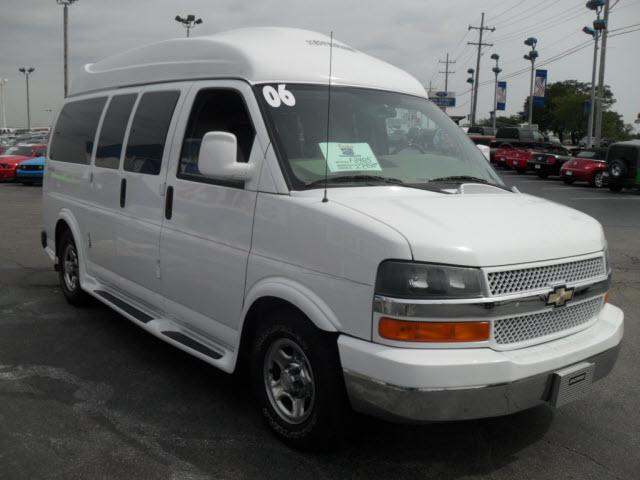 Chevrolet Express Unknown Passenger Van