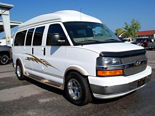 Chevrolet Express 2006 photo 2