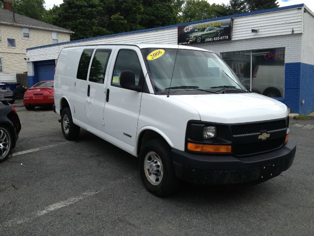 Chevrolet Express 2006 photo 2