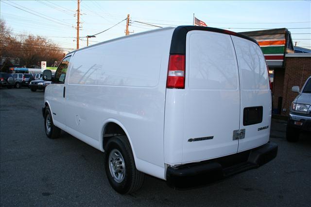 Chevrolet Express 2006 photo 2