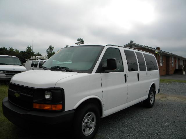 Chevrolet Express 2006 photo 2