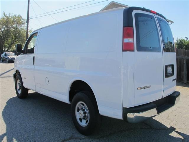 Chevrolet Express 2006 photo 2