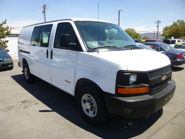 Chevrolet Express 2006 photo 2