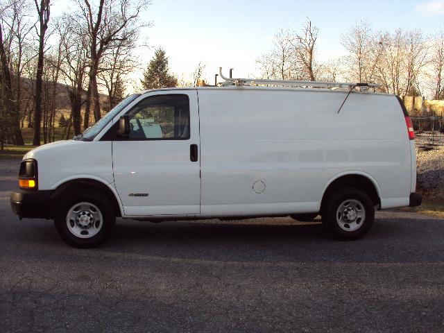 Chevrolet Express 2006 photo 2